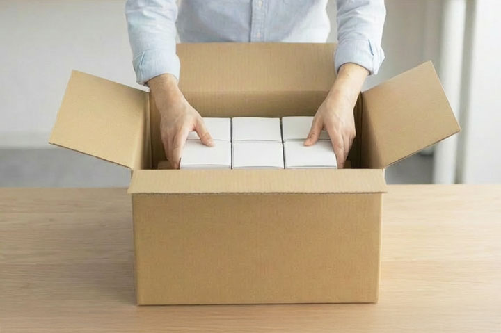 宅配120サイズ ダンボール箱のイメージ